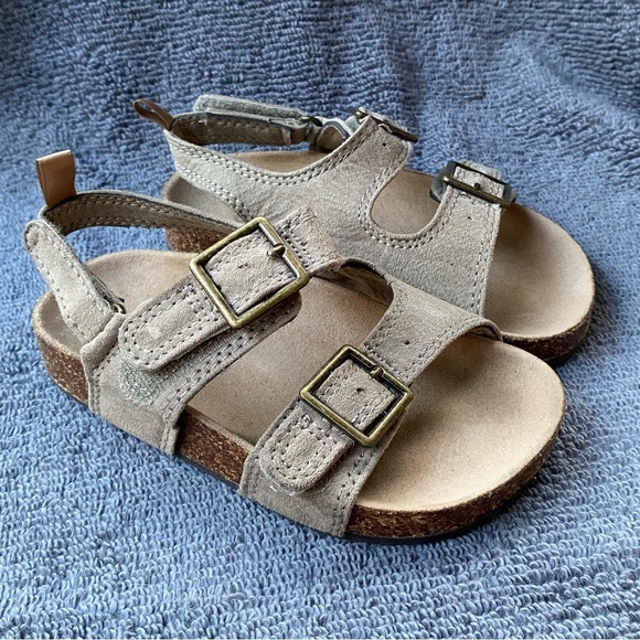 OshKosh B’gosh  Sandal’s Girls Size 8 Velcro Closure - Picture 1 of 8